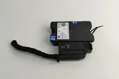 Second-hand car spare part Electronic Handbrake for PORSCHE CAYENNE 92A (2010-..) Off-road OEM IAM references 7P0907801F,7P0.907.801.F  