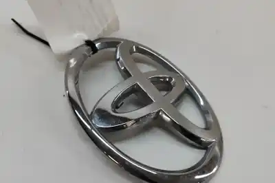 Gebrauchtes Autoersatzteil EMBLEM zum TOYOTA SIENNA (_L3_) 3.5 4WD (GSL35_) OEM-IAM-Referenzen 75441-08020  
