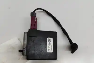 Pièce détachée automobile d'occasion ANTENNE pour VOLKSWAGEN T-ROC A11 (2017-..) Off-road Références OEM IAM 3G9035534  