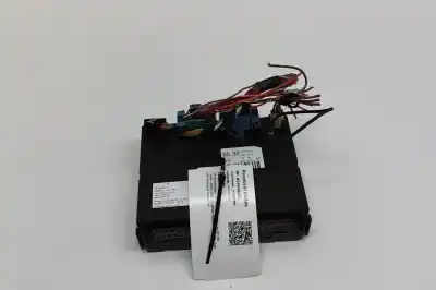 Tweedehands auto-onderdeel COMFORTMODULE voor MERCEDES-BENZ MB FURGÓN (W661) 100 2.4 D OEM IAM-referenties A1635452532,05371050  