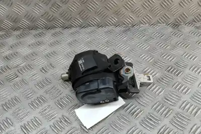 İkinci el araba yedek parçası ARKA SAG EMNIYET KEMERI için MERCEDES-BENZ MB FURGÓN (W661) 100 2.4 D OEM IAM referansları A1638602085  
