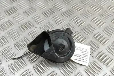 İkinci el araba yedek parçası BOYNUZ için AUDI A5 CABRIO 8F7 (2009-2016) OEM IAM referansları 8T0951221  