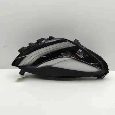 Second-hand car spare part right headlight for tesla model 3 (2018-..) sedan oem iam references 1077380-00-b  