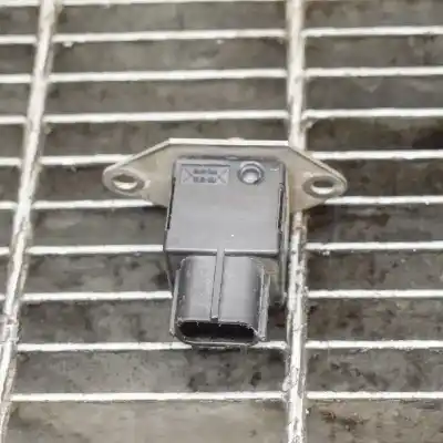 Recambio de automóvil de segunda mano de SENSOR DE PRESIÓN DE COMBUSTIBLE para ASTON MARTIN DB7 COUPE (1994-2003) referencias OEM IAM 3R3E-9F972-AA  