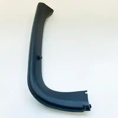 Recambio de automóvil de segunda mano de ADORNO DEL MALETERO para TOYOTA C-HR _X1_ (2016-..) Hatchback referencias OEM IAM 67938-F4010  