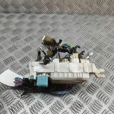 Second-hand car spare part fuse box unit for toyota hilux vii pick-up _n1_, _n2_, _n3_ (2004-..) pick-up oem iam references 82730-0k060  