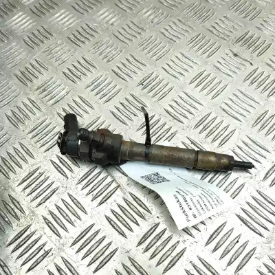 Second-hand car spare part INJECTOR for BMW 1 E87  OEM IAM references 7798446,0445110289  