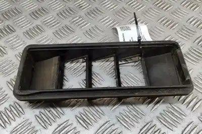 Recambio de automóvil de segunda mano de REJILLAS DE VENTILACIÓN DE LA CARROCERÍA para JAGUAR F-PACE X761 (2015-..) Off-road referencias OEM IAM GX63-280B62-AA  
