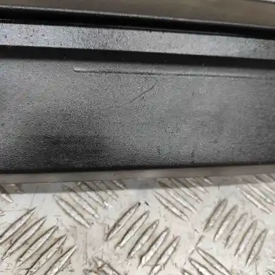 Peça sobressalente para automóvel em segunda mão embaladeira lado esquerdo (corte) por jaguar i-pace x590 (2018-..) off-road referências oem iam j9d3-101d57-a  