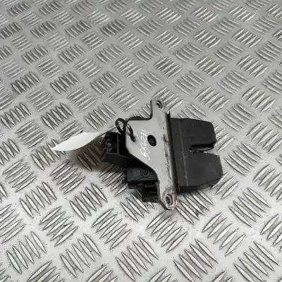 Peça sobressalente para automóvel em segunda mão fechadura do mala por ford focus iii (2010-2020) referências oem iam 8m51-r442a66-dc  