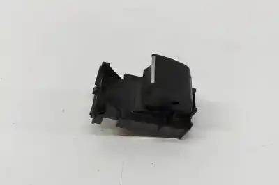 Pezzo di ricambio per auto di seconda mano Comando Alzacristalli Posteriori Destro per TOYOTA RAV 4 V A5, H5 (2020-..) Off-road Riferimenti OEM IAM 84810-12110  