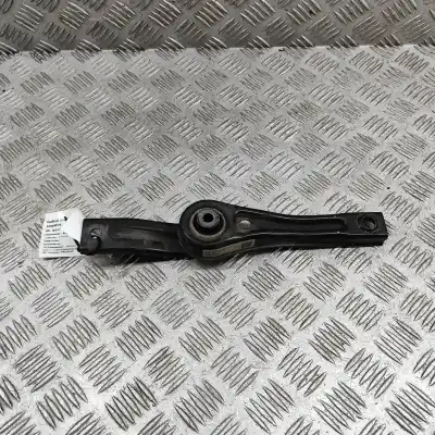 Pezzo di ricambio per auto di seconda mano Cambia Supporto per SKODA KAROQ NU7 (2017-..) Off-road Riferimenti OEM IAM 5Q0199855M  