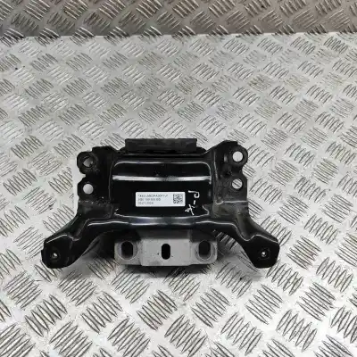 Pezzo di ricambio per auto di seconda mano Cambia Supporto per SKODA KAROQ NU7 (2017-..) Off-road Riferimenti OEM IAM 5Q0199555BD  