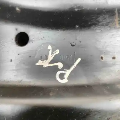 Tweedehands auto-onderdeel linker onderste ophang arm voor ford puma j2k, cf7 (2019-..) hatchback oem iam-referenties l1tc-3051-ab  
