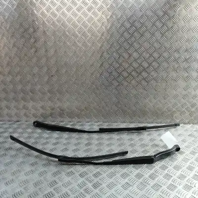 Peça sobressalente para automóvel em segunda mão Mecanismo De Escova Dianteira por AUDI Q7 4M (2015-..) Off-road Referências OEM IAM 4M2955408,4M2955407  