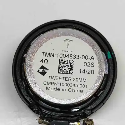 Pièce détachée automobile d'occasion haut-parleur avant droit pour tesla model x (2013-..) hatchback références oem iam 1004833-00-a  
