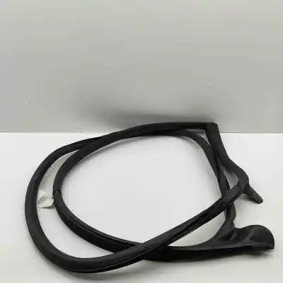 Pezzo di ricambio per auto di seconda mano gomma contorno porta per audi a5 f53 (2016-..) coupe riferimenti oem iam 8w6831707  