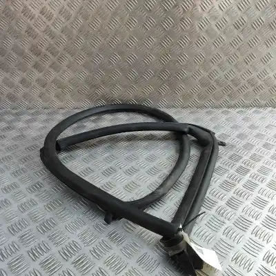 Tweedehands auto-onderdeel deurcontour rubber voor tesla model s (2012-..) hatchback oem iam-referenties 6009586-00-i  