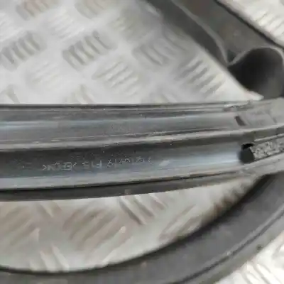 Tweedehands auto-onderdeel deurcontour rubber voor tesla model s (2012-..) hatchback oem iam-referenties 6009586-00-i  