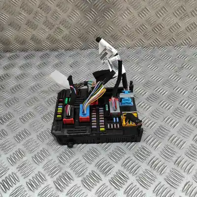 Second-hand car spare part FUSE BOX UNIT for PEUGEOT 5008 II MC, MJ, MR, M4  OEM IAM references 9832880680  