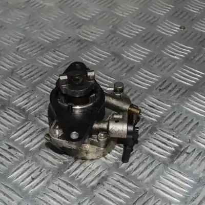 Автозапчастина б/у галмумний депресор / вакуумний насос для opel corsa d (2006-2015) посилання на oem iam 55221036  