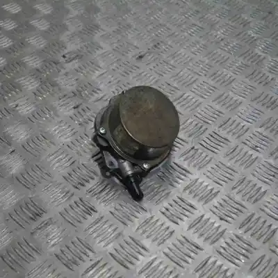 Автозапчастина б/у галмумний депресор / вакуумний насос для audi a8 d3 4e2, 4e8 (2002-2010) посилання на oem iam 057145100t  