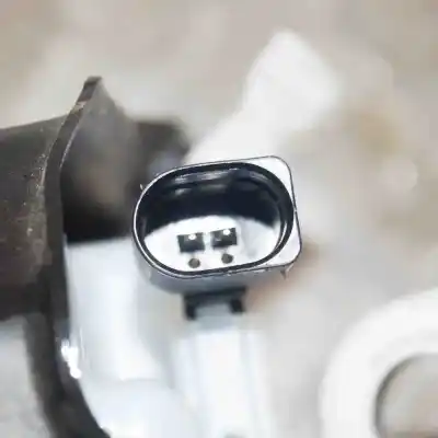 Автозапчастина б/у барабанний гальмовий циліндр для audi a4 8w2, b9 (2015-..) sedan посилання на oem iam 8w0611367  