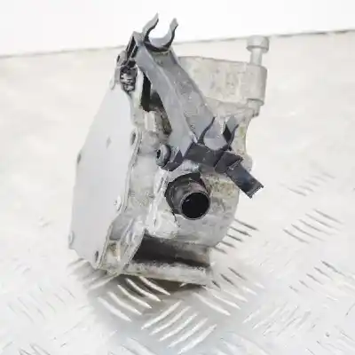 Pezzo di ricambio per auto di seconda mano Depressore Freni / Pompa Del Vuoto per AUDI A4 8K2, B8 (2007-2015) Riferimenti OEM IAM 06L145100B  