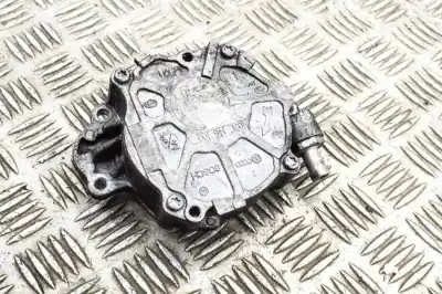 Peça sobressalente para automóvel em segunda mão DEPRESSOR DE TRAVÕES / BOMBA DE VÁCUO por VOLKSWAGEN TOURAN 1T3  Referências OEM IAM 03L145100F  