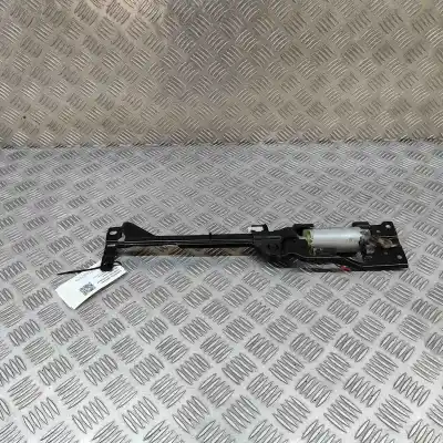 Peça sobressalente para automóvel em segunda mão Motor De Regulação De Banco por PORSCHE CAYENNE 92A (2010-..) Off-road Referências OEM IAM 0130002650  