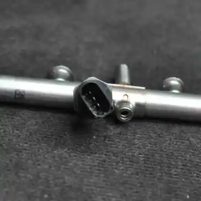Pezzo di ricambio per auto di seconda mano rampa iniettori per audi tt fv3 (2014-..) coupe riferimenti oem iam 06k133317g  