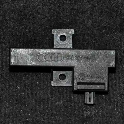Peça sobressalente para automóvel em segunda mão Antena por AUDI A8 4H_ (2009-2018) Referências OEM IAM 8K0907247  
