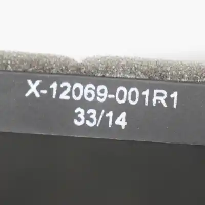 Pezzo di ricambio per auto di seconda mano antenna per tesla model s (2012-..) hatchback riferimenti oem iam x-12069-001r1  