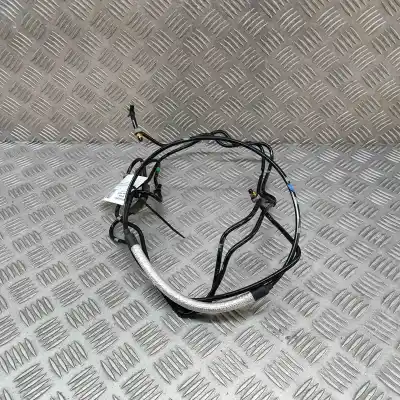 Pezzo di ricambio per auto di seconda mano tubo per land rover range rover velar l560 (2017-..) off-road riferimenti oem iam j8a2-3d200-ac  