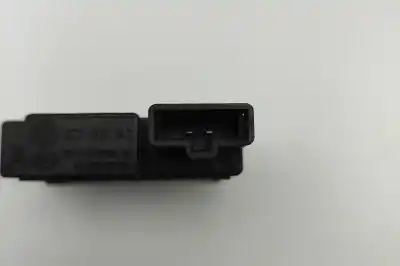 Peça sobressalente para automóvel em segunda mão antena por skoda octavia iii combi 5e5 (2012-2020) referências oem iam 3c0909141,5fa-745686-00  
