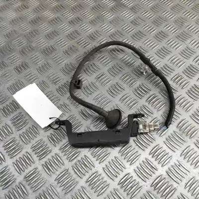 Pezzo di ricambio per auto di seconda mano Antenna per TOYOTA PRIUS PLUS _W4_ (2011-..) MPV Riferimenti OEM IAM 89997-30070  