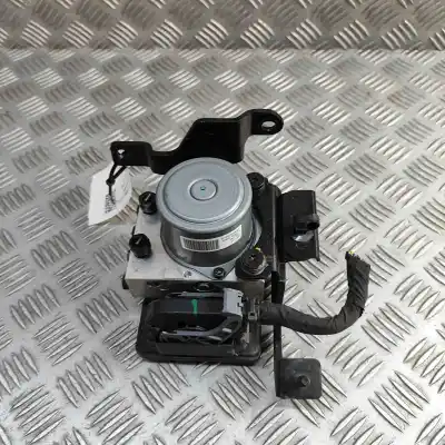 Pezzo di ricambio per auto di seconda mano pompa abs per kia cee\´d hatchback cd (2021-..) hatchback riferimenti oem iam 58900-j7fd0,j7589-38600,61589-43200  
