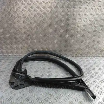Second-hand car spare part rubber door seal for tesla model s (2012-..) hatchback oem iam references 6009584-00-n  
