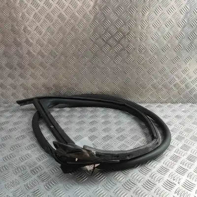Second-hand car spare part rubber door seal for tesla model s (2012-..) hatchback oem iam references 6009584-00-n  
