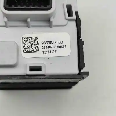 Second-hand car spare part rearview side mirror switch for kia cee\´d hatchback cd (2021-..) hatchback oem iam references 93530-j7000  