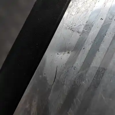 Second-hand car spare part left side skirt (cut) for mini cooper r50, r53 (2001-2006) oem iam references 1505863  