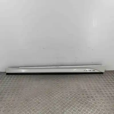 Автозапчастина б/у ліва бічна сподница (виріз) для AUDI A4 AVANT 8W5, B9 (2015-..) Estate Посилання на OEM IAM 8W0853931  