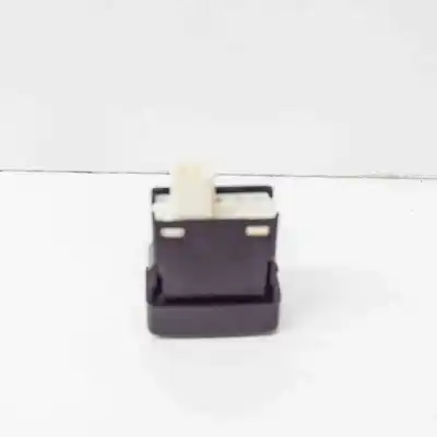 Pezzo di ricambio per auto di seconda mano interruttore blocco porte per toyota hilux vii pick-up _n1_, _n2_, _n3_ (2004-..) pick-up riferimenti oem iam r489117,489117  