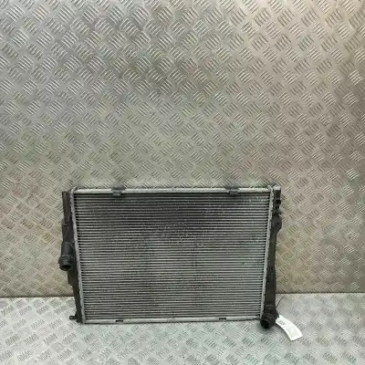 Peça sobressalente para automóvel em segunda mão Radiador De óleo por BMW 3 E90 (2004-2011) Sedan Referências OEM IAM 7559273  