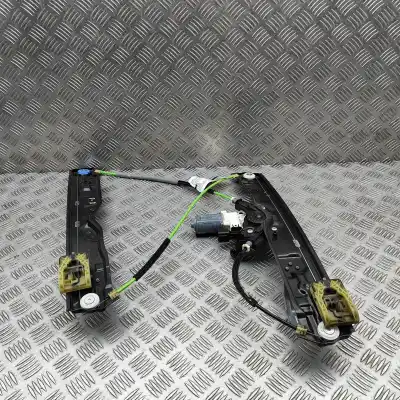 Автозапчасти б/у РЕГУЛЯТОР СТЕКЛА ПЕРЕДНЕГО ПРАВОГО за JAGUAR F-PACE X761  ссылки OEM IAM HK83-23200-AF  