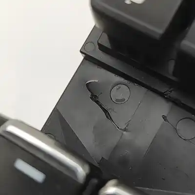 Pezzo di ricambio per auto di seconda mano interruttore alzacristalli anteriore destro per mazda cx-5 kf (2016-..) off-road riferimenti oem iam kg8d-66-350a  