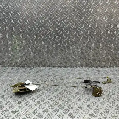 Pezzo di ricambio per auto di seconda mano SERRATURA PORTA POSTERIORE SINISTRA per MASERATI 425 (1987-1994) Sedan Riferimenti OEM IAM 314520183,324520726,324520245   Pezzo di ricambio per auto di seconda mano SERRATURA PORTA POSTERIORE SINISTRA per MASERATI 425 (1987-1994) Sedan Riferimenti OEM IAM 314520183,324520726,324520245