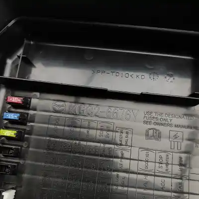 Автозапчасти б/у блок реле/предохранителей за mazda cx-5 kf (2016-..) off-road ссылки oem iam kd45-66-767,7154-7633-30,kgc2-66-76y  