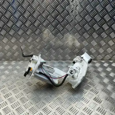 Recambio de automóvil de segunda mano de BOMBA DEL TANQUE DE COMBUSTIBLE para TOYOTA COROLLA ESTATE _E21_ (2019-..) Estate referencias OEM IAM 77020-02C21   Recambio de automóvil de segunda mano de BOMBA DEL TANQUE DE COMBUSTIBLE para TOYOTA COROLLA ESTATE _E21_ (2019-..) Estate referencias OEM IAM 77020-02C21