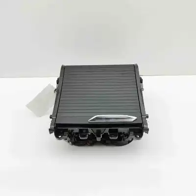 Pezzo di ricambio per auto di seconda mano Vassoio sottobicchiere centrale per BMW X3 G01, F97 (2017-..) Off-road Riferimenti OEM IAM 9392686  